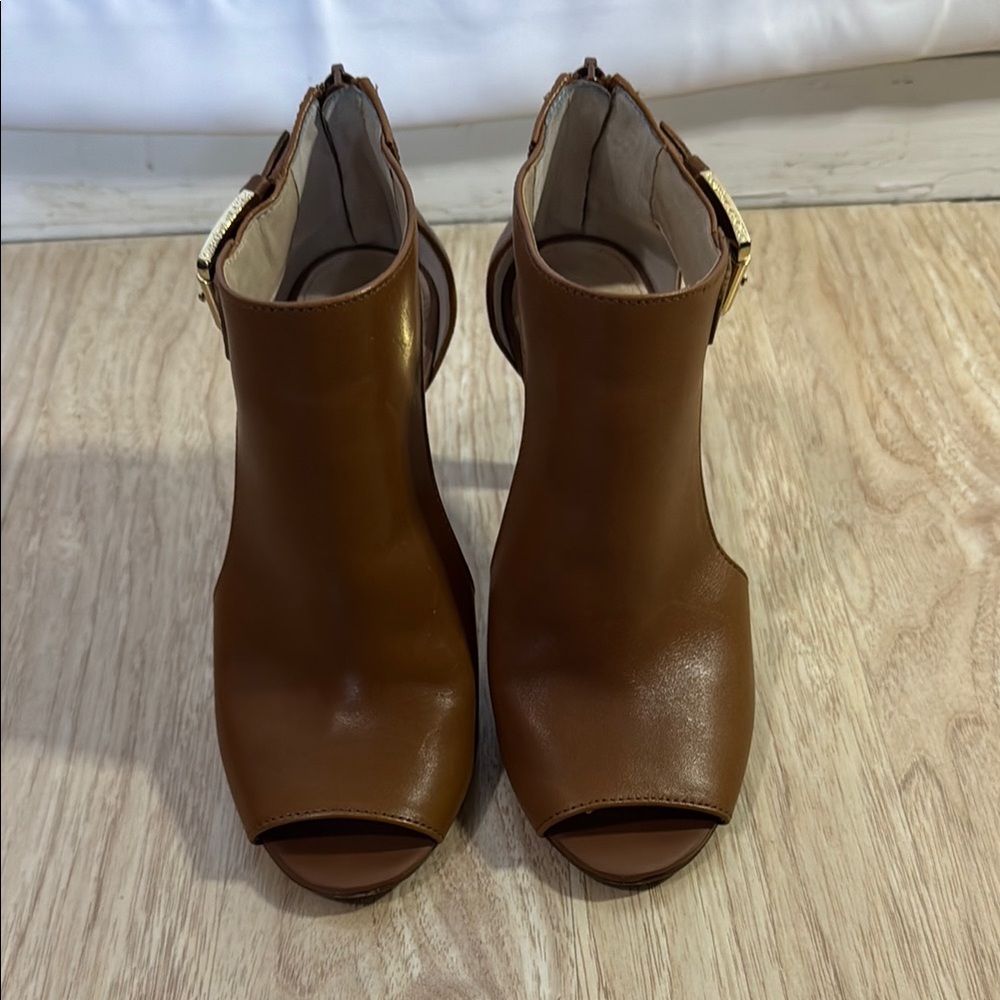 Louise et Cie | Brown Peep-Toe Ankle Boots